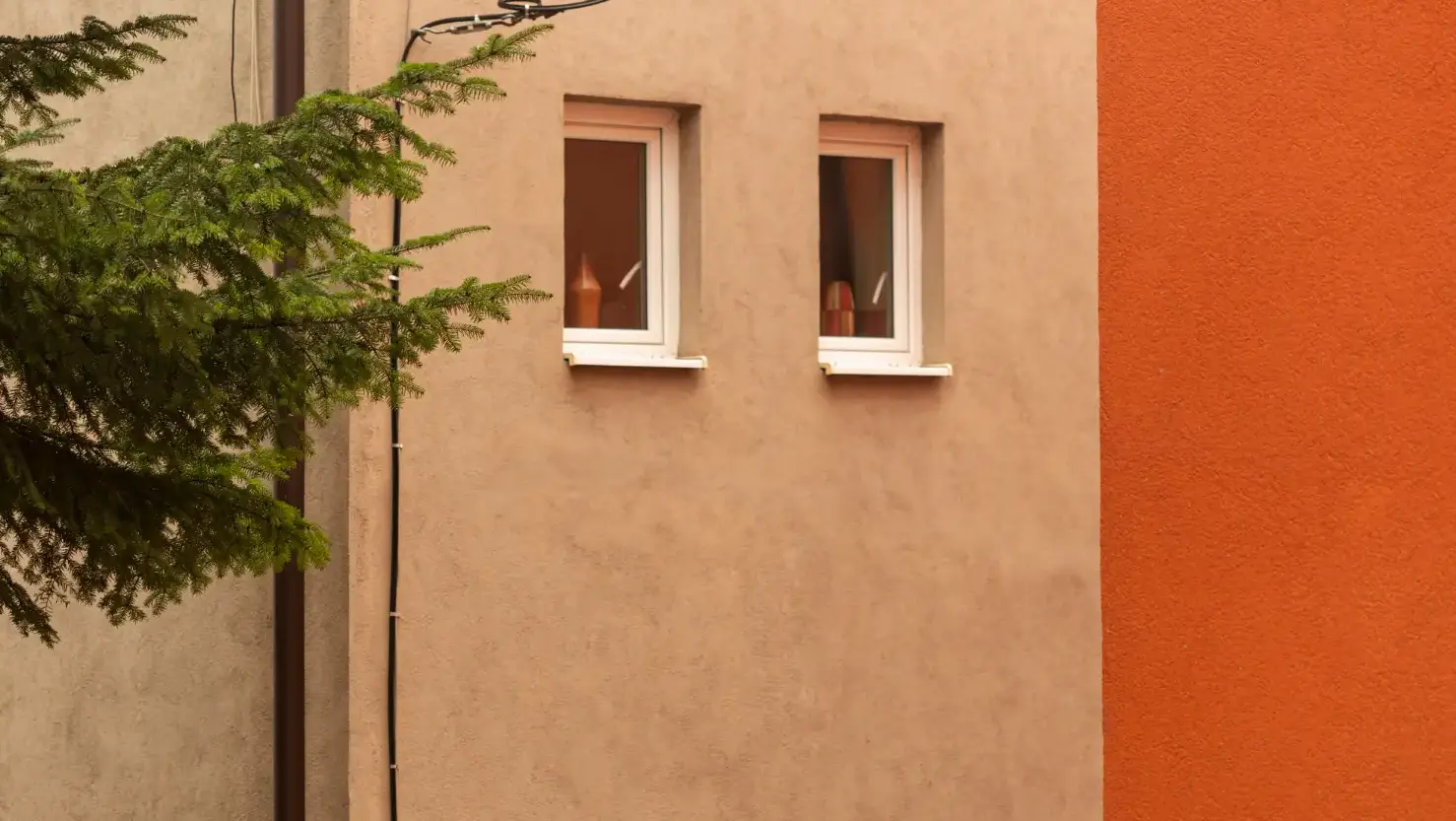 Mycie elewacji, czyszczenie fasady domu